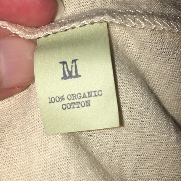 Alternative Earth Red Bow t-shirt - Picture 3 of 4